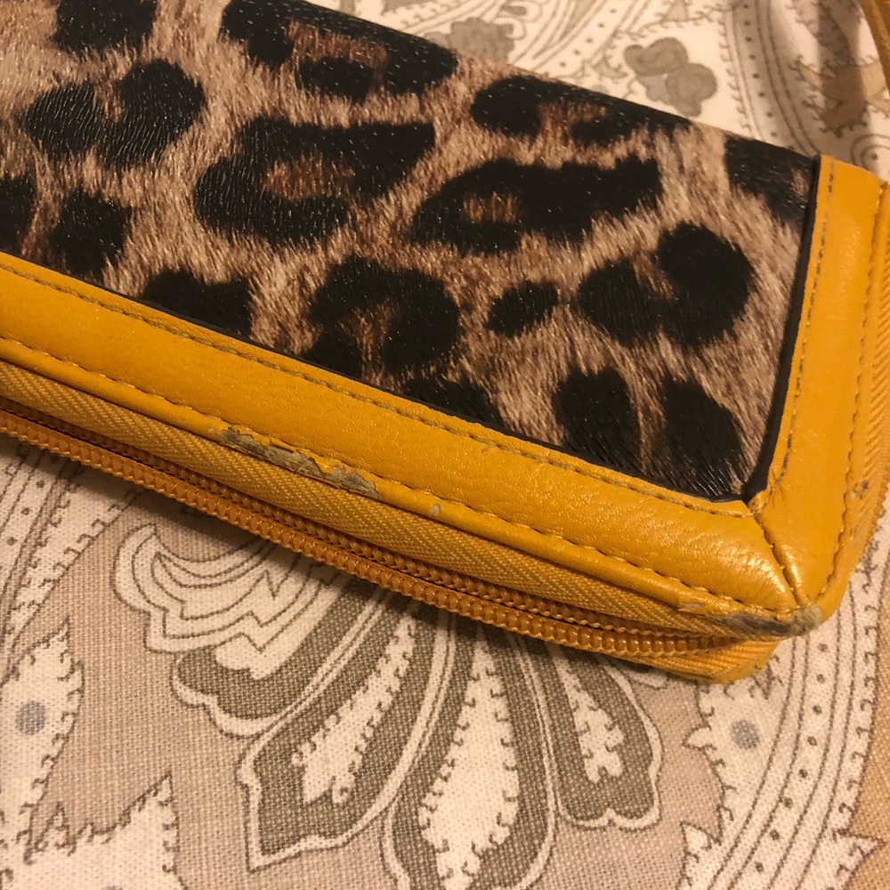 Two Wallets - image 7